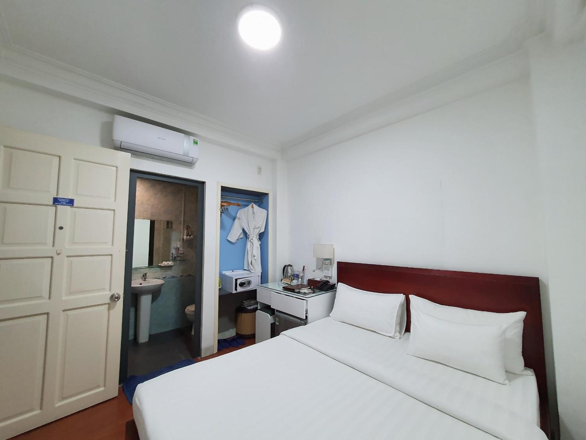 A25 Hotel - 22 Nguyen Cu Trinh Ho Chi Minh City Exterior photo
