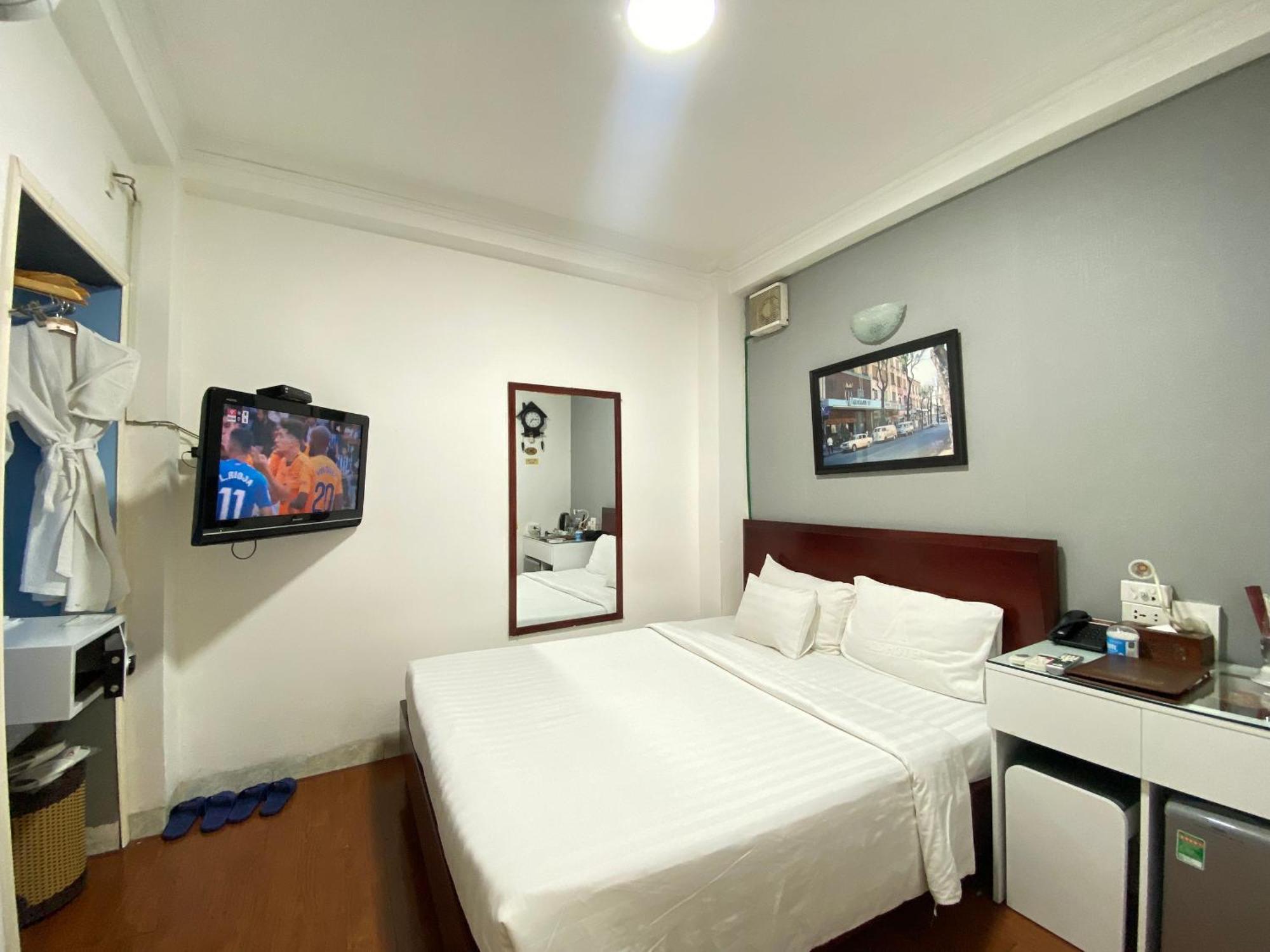 A25 Hotel - 22 Nguyen Cu Trinh Ho Chi Minh City Exterior photo