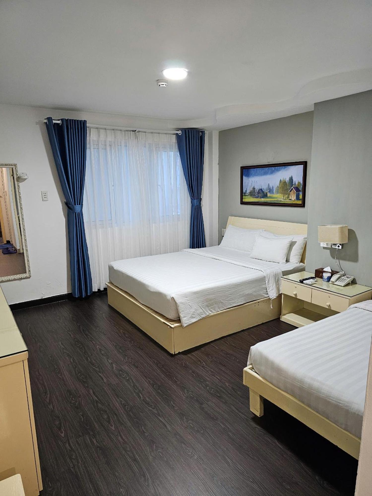 A25 Hotel - 22 Nguyen Cu Trinh Ho Chi Minh City Exterior photo