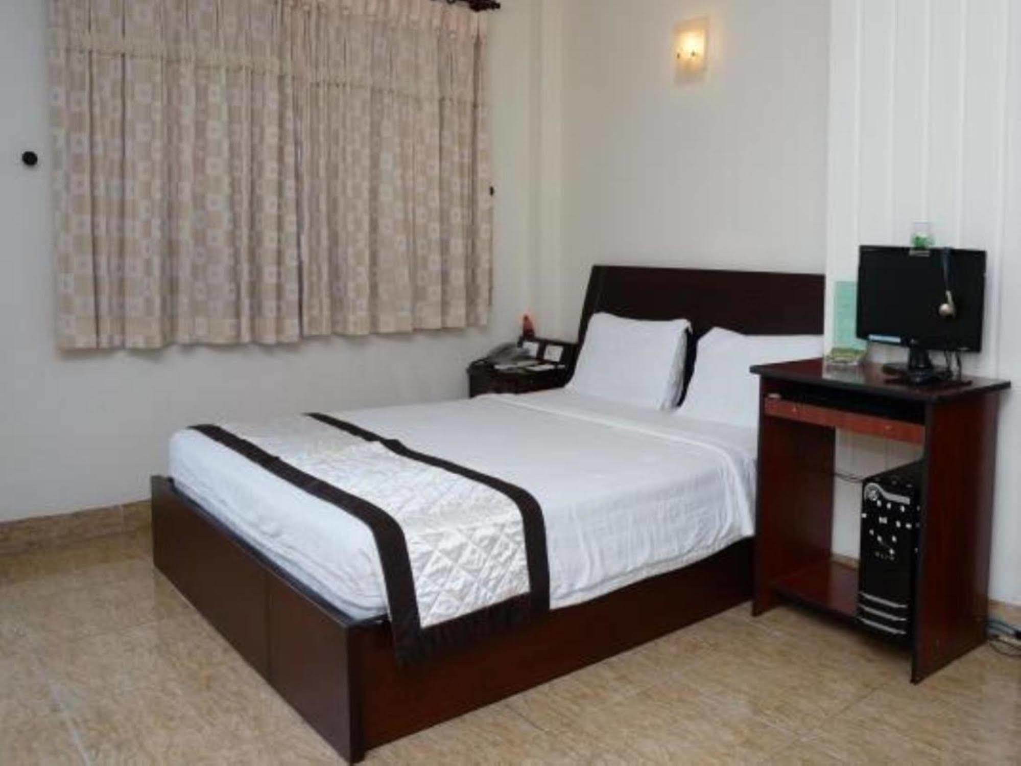 A25 Hotel - 22 Nguyen Cu Trinh Ho Chi Minh City Exterior photo